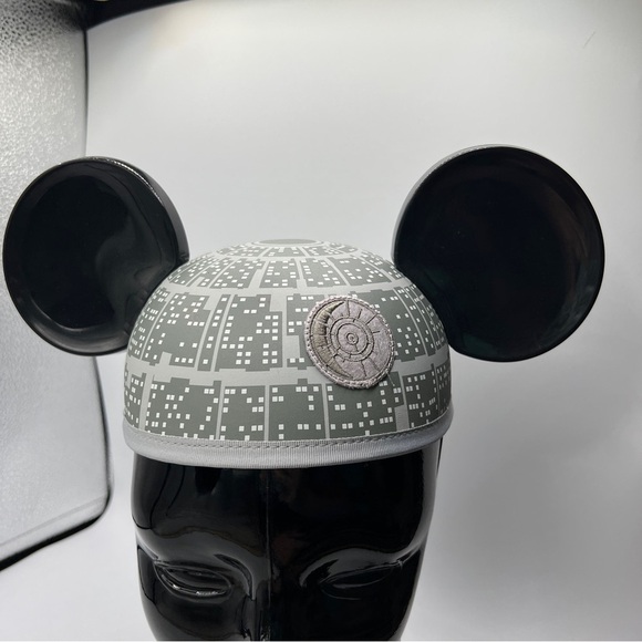 Disney Paris Star Wars Adult Chin Strap Mouseketeer Ears Graphic Plastic Hat - Picture 1 of 9